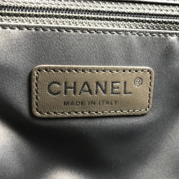 CHANEL Handbag tote matelasse Patent Enamel - Picture 11 of 12